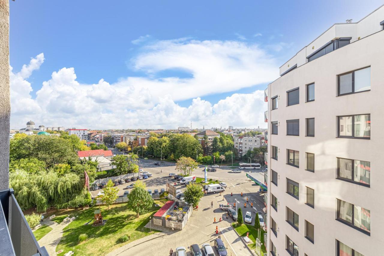 Ari - Ared Luxurious Apartments With Balcony & Free Parking อาราด ภายนอก รูปภาพ