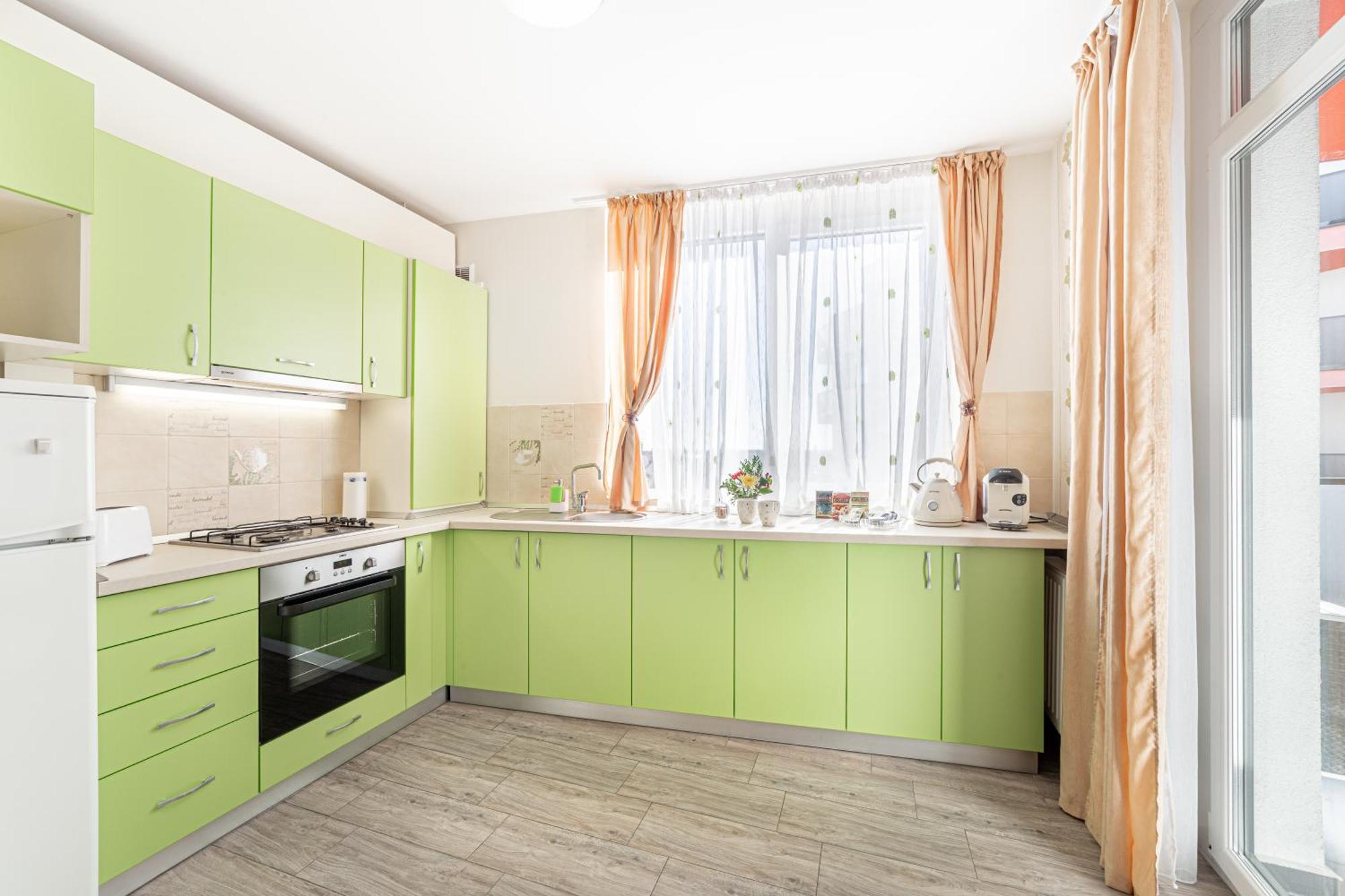 Ari - Ared Luxurious Apartments With Balcony & Free Parking อาราด ภายนอก รูปภาพ